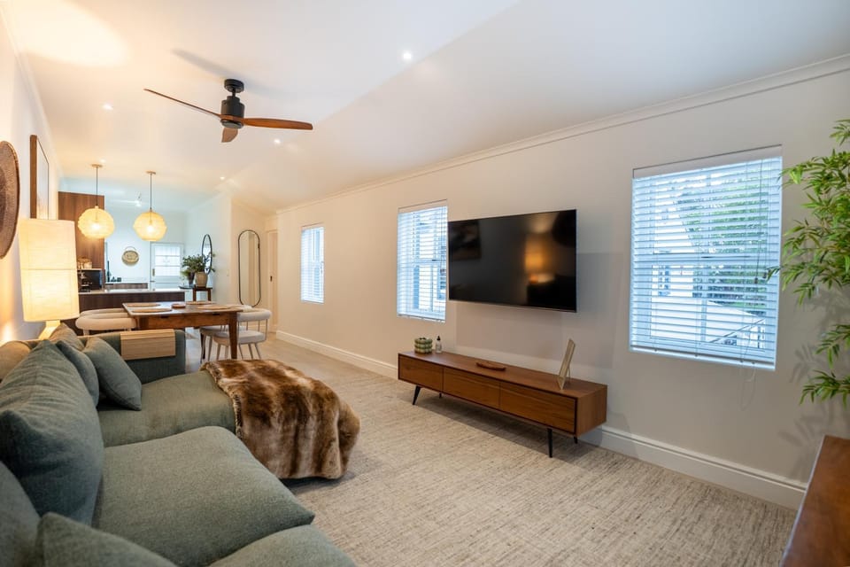 TV and multimedia, Living room