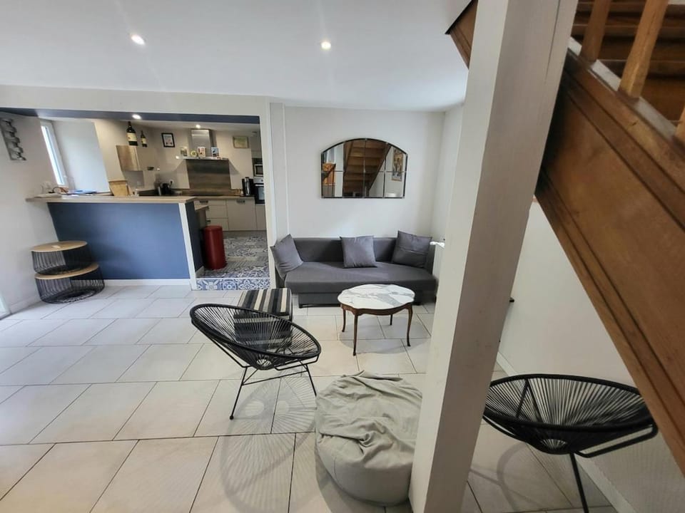 Maison des Cimes, Garden, cozy for 8 people House in Occitanie