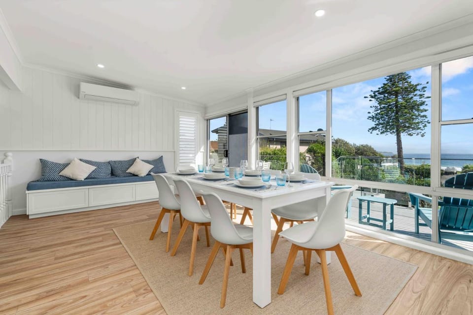Surfrider Estate at Culburra Beach - Pet Friendly & 50m to beach - Book 3 Nights, Pay for 2 until 24 September 2026 House in Culburra Beach