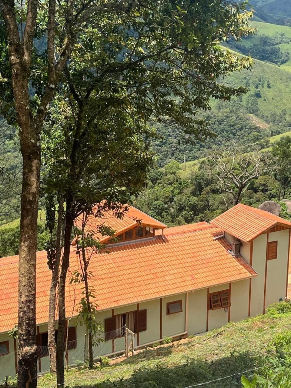 Casa Blue Jardim - Cunha House in State of Rio de Janeiro