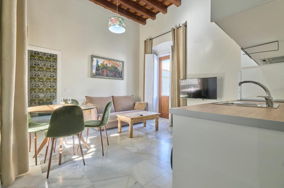 Kitchen or kitchenette, Living room, Dining area