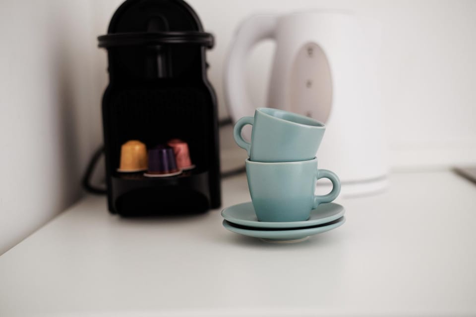 Coffee/tea facilities, Kitchen or kitchenette