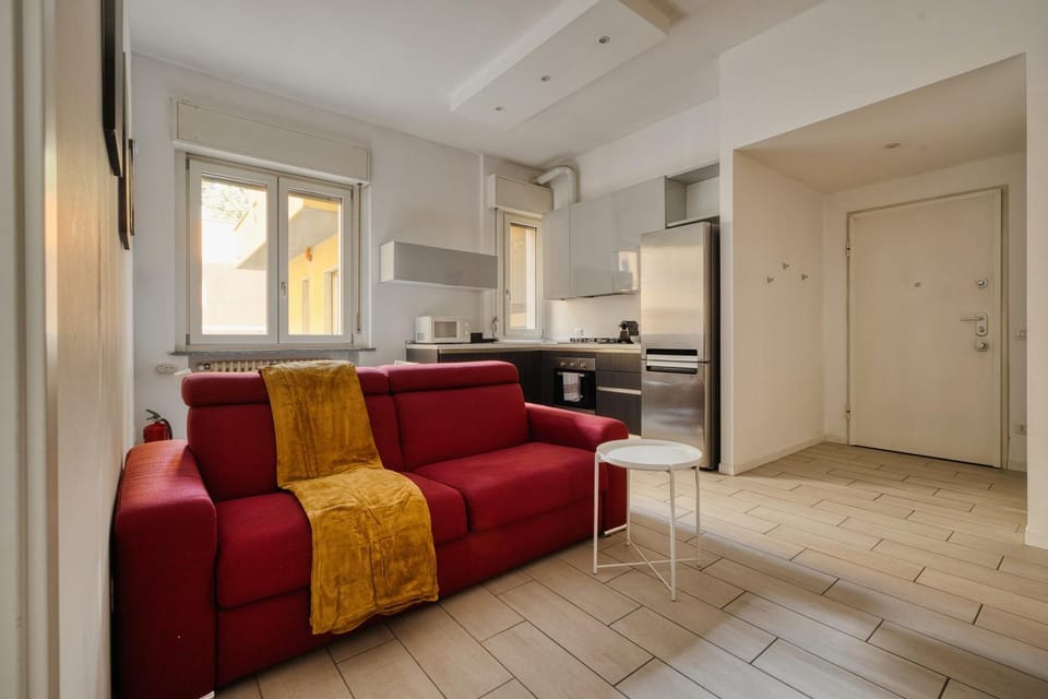 Kitchen or kitchenette, Living room, Seating area, Dining area, air conditioner