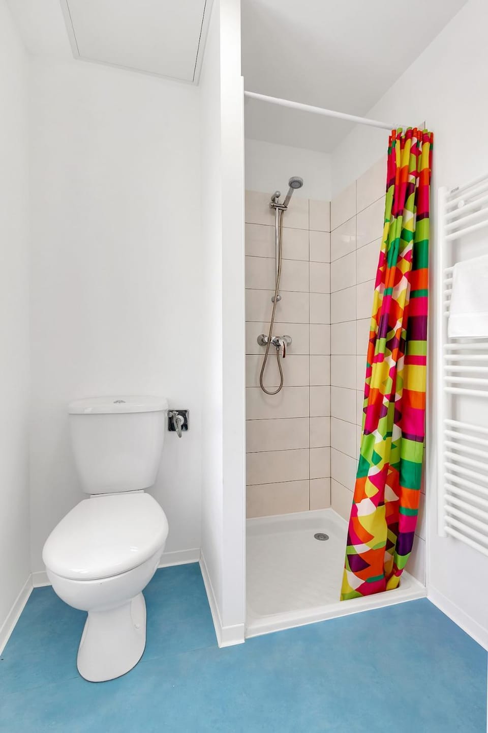 Shower, Toilet