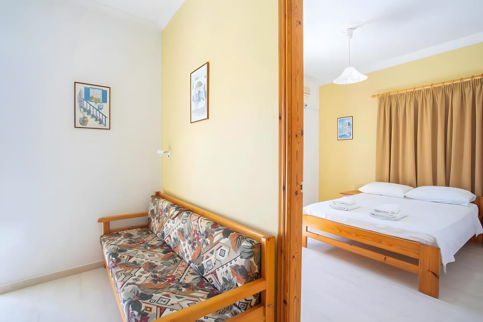 Property building, Living room, Bedroom