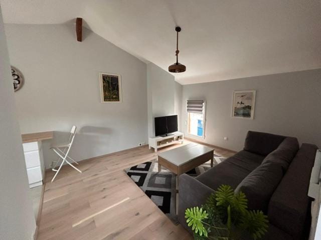 Appartement F1 Hyper Centre Apartment in Saint-Dizier