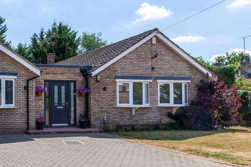 Windsor Reach House in Slough