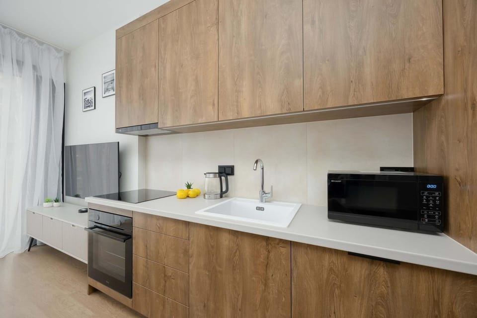 Kitchen or kitchenette, oven, stove