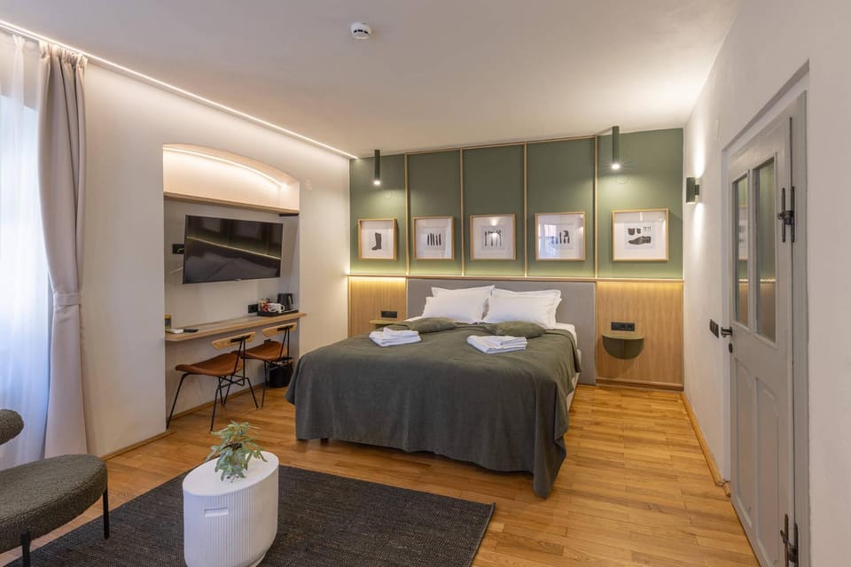 Céhes Guesthouse Bed and Breakfast in Romania
