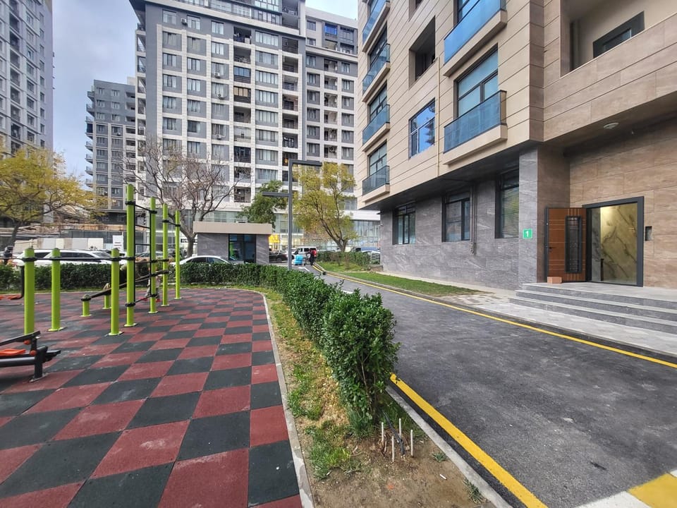 Property building, Neighbourhood, Street view