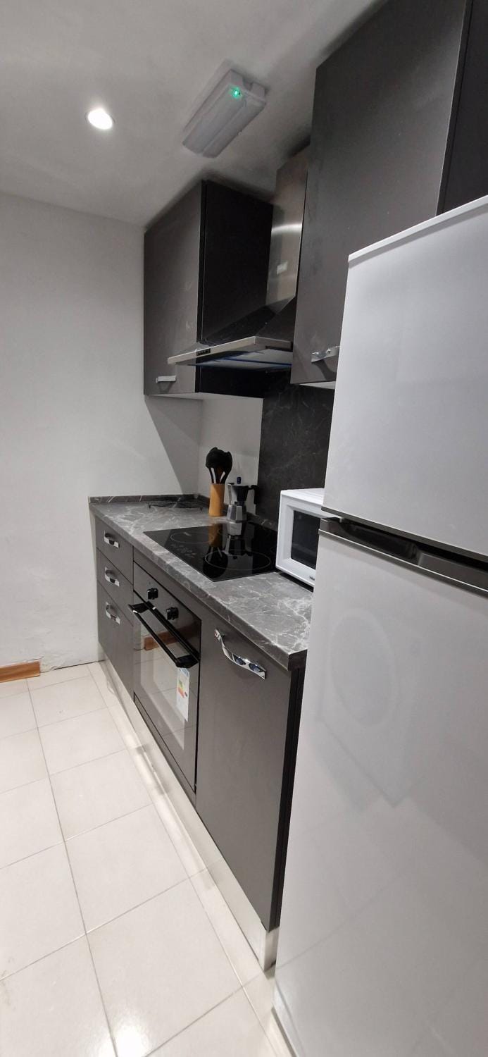 Spacious, Central Apt, sleeps 5 Apartment in Saint Paul's Bay