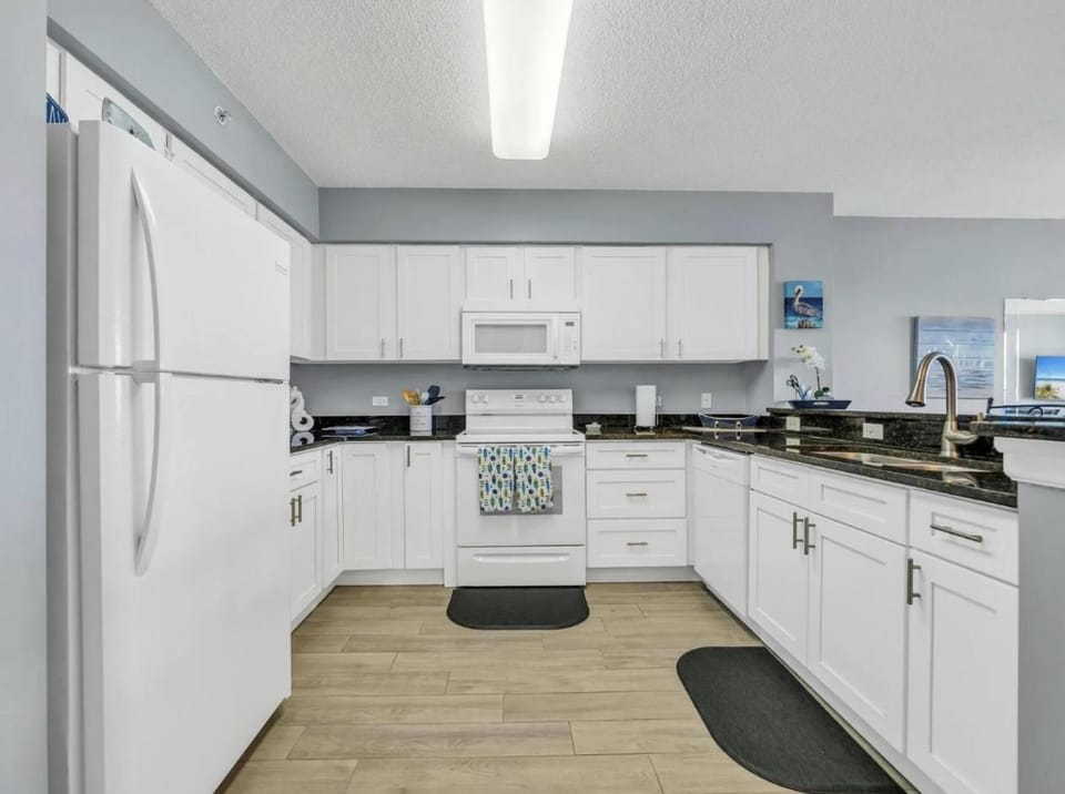 Book Me Baby! Sunset Dreams at Pelican Beach House in Destin