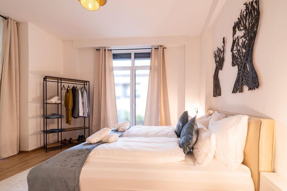 Bed, Bedroom, wardrobe