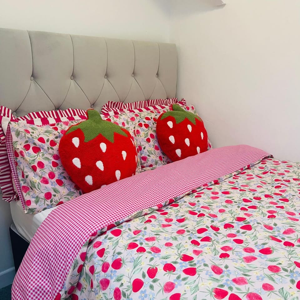 Bear Cottage - Waterfall Country House in Wales