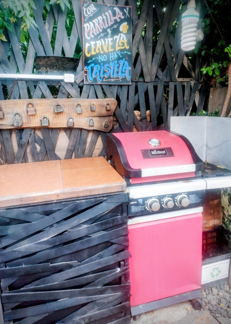 BBQ facilities, Kitchen or kitchenette