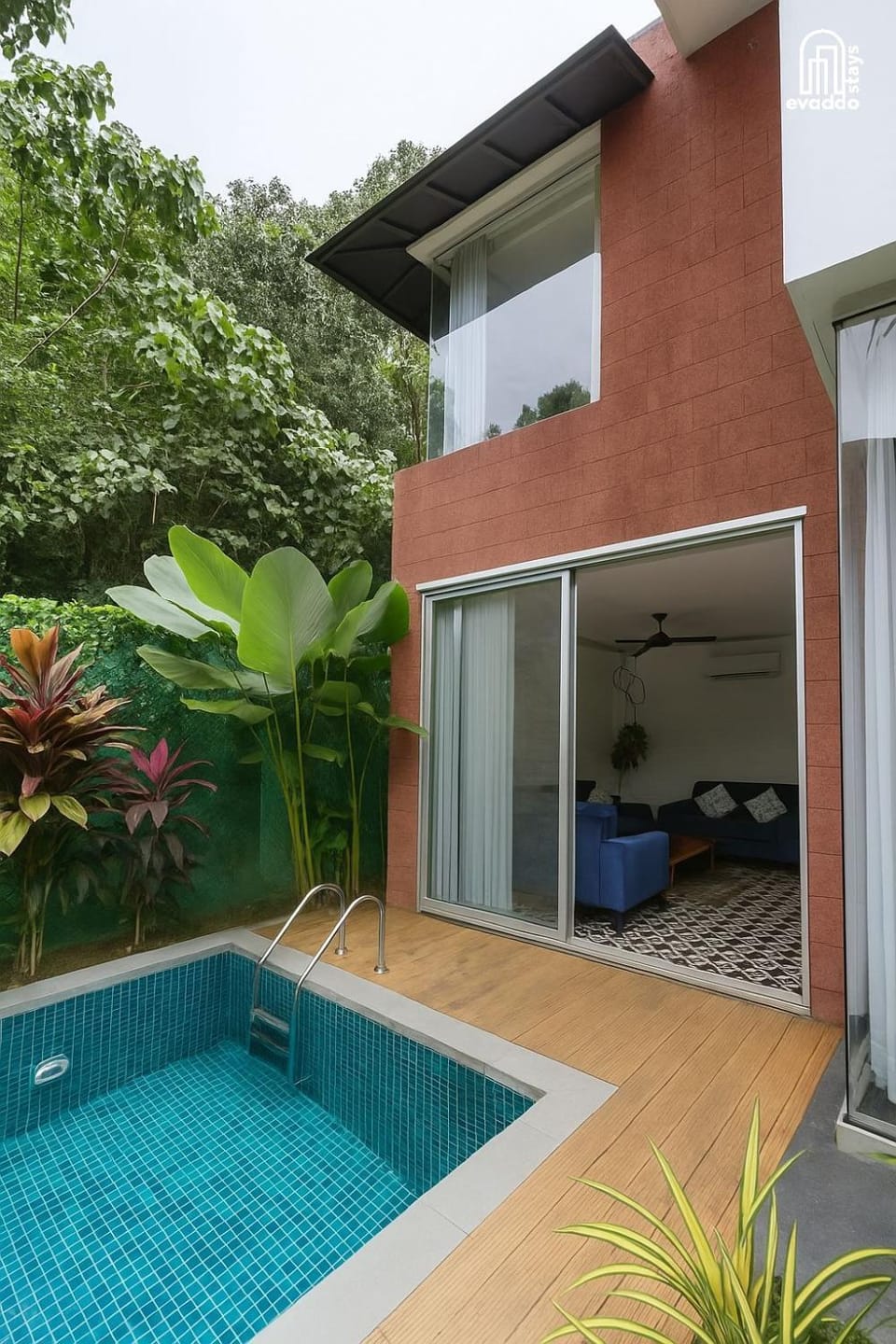 Property building, Swimming pool
