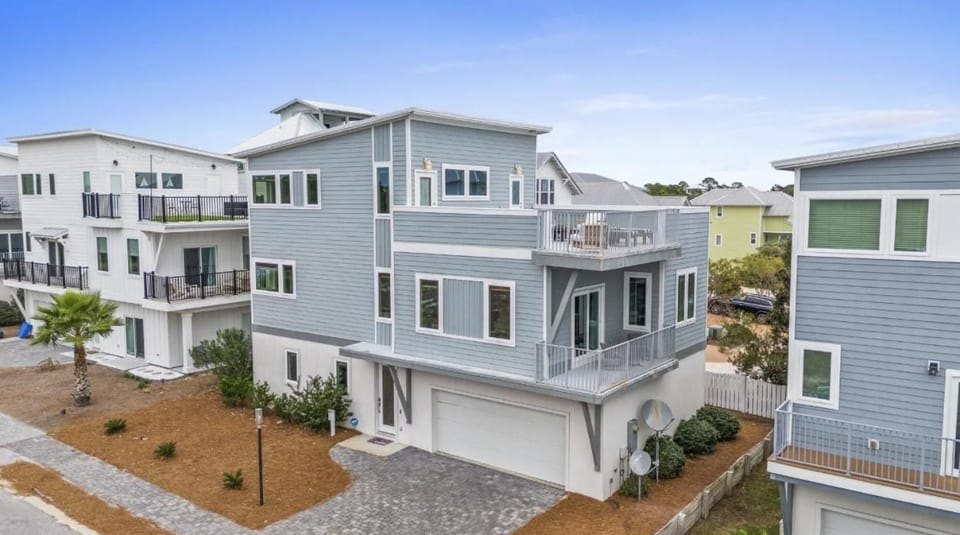 Know When To Hold Em in Inlet Beach House in Inlet Beach