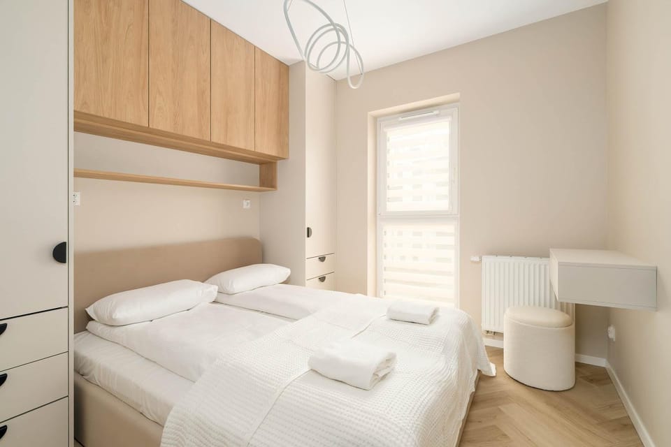Bed, Photo of the whole room, Bedroom, towels, wardrobe