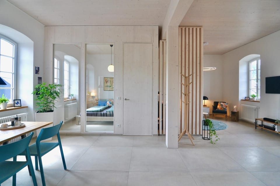 Living room, Dining area, Bedroom