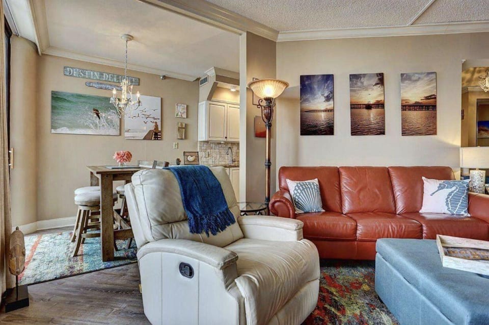 Spongebob at Surfside #910! Gulf Views Apartment in Miramar Beach