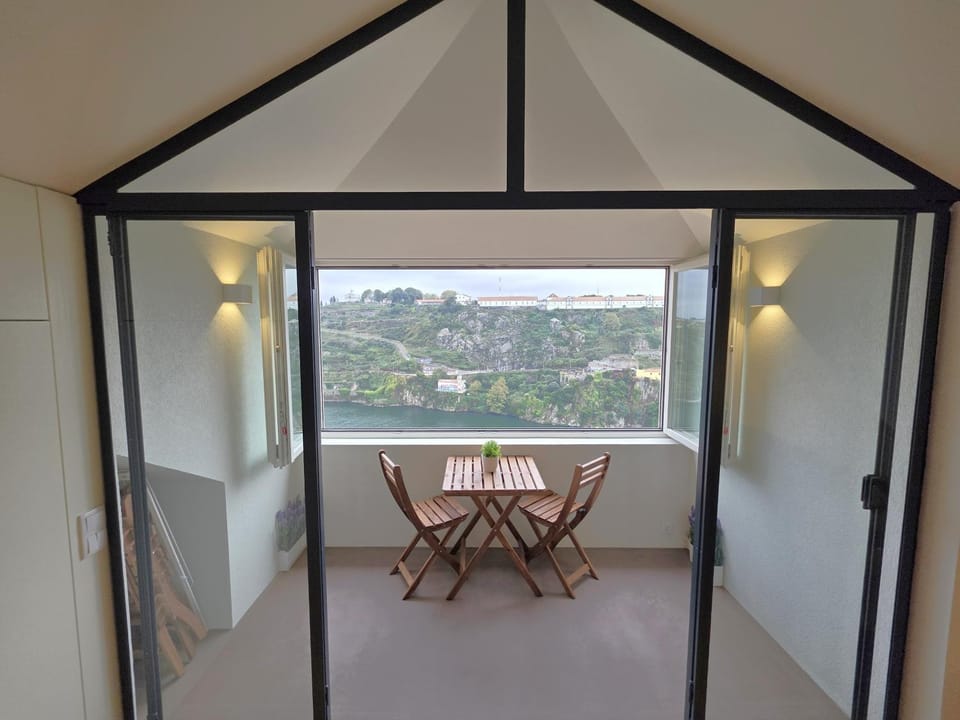 Balcony/Terrace, Dining area