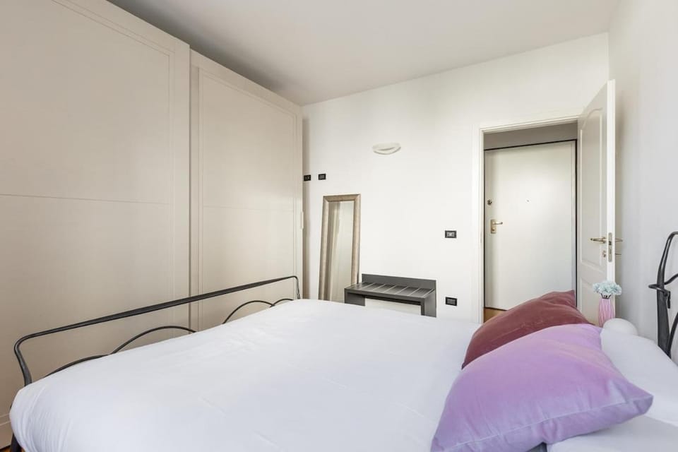 Del Carro 11 by Bologna District Apartment in Bologna