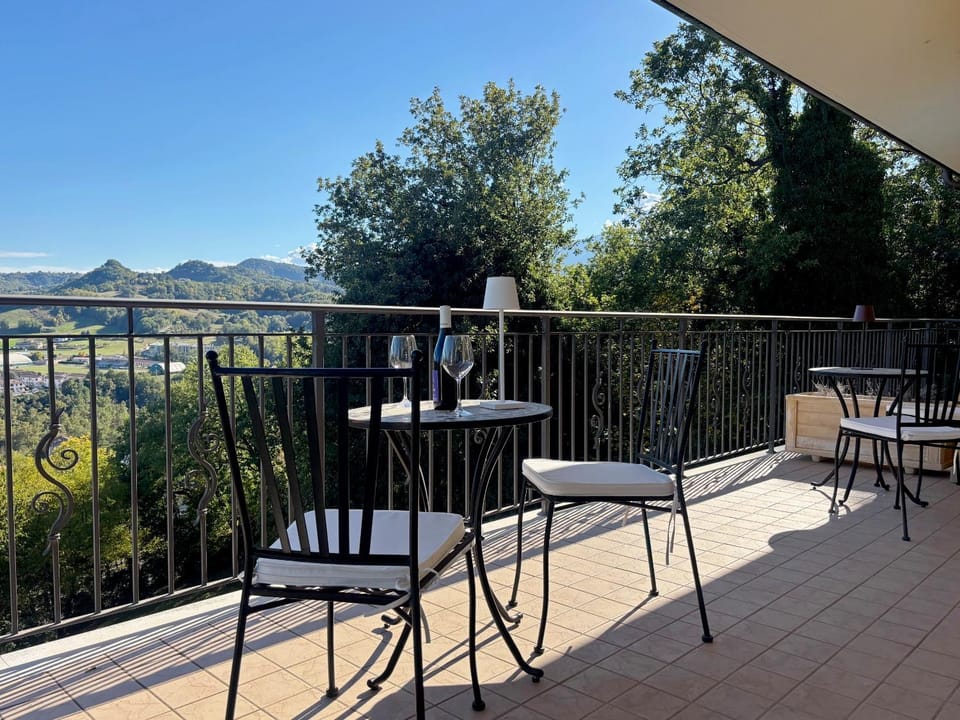 Balcony/Terrace, Balcony/Terrace