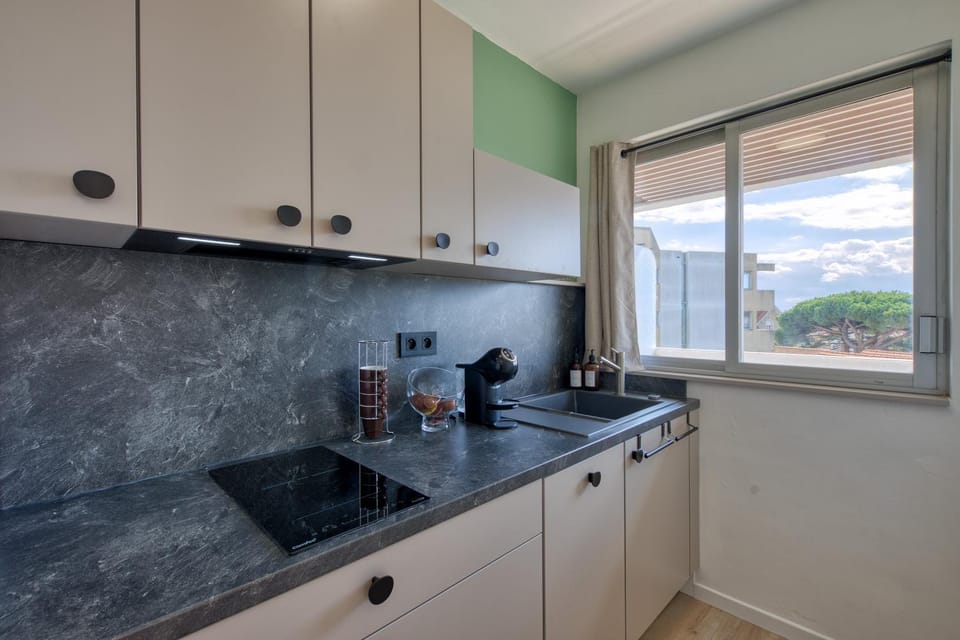 Kitchen or kitchenette, stove