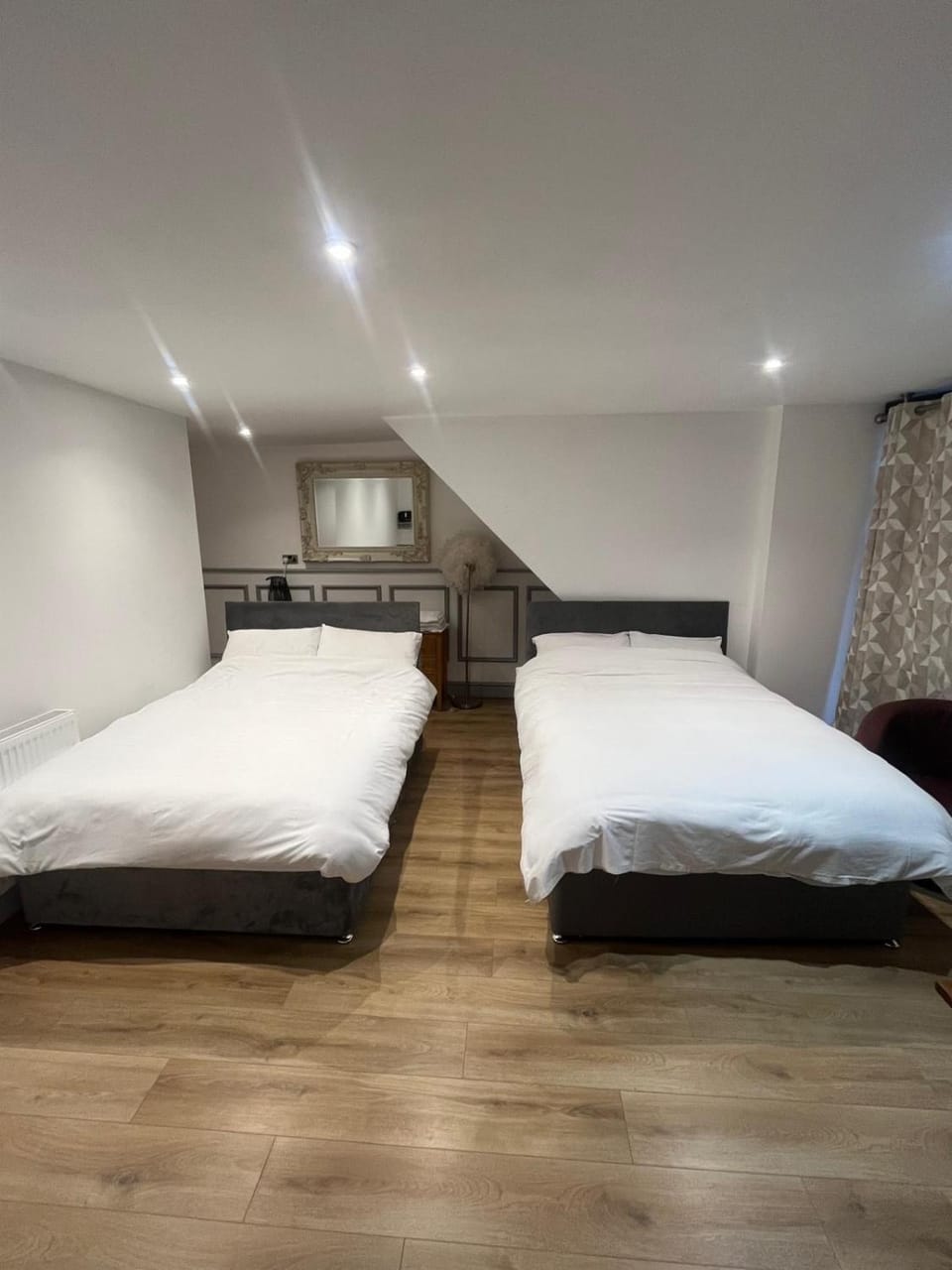 The Dublin Packet Room No6 Bed and Breakfast in Wales