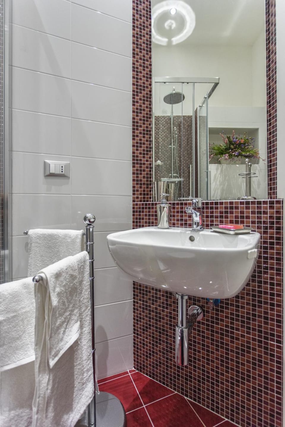 Shower, Bathroom, towels