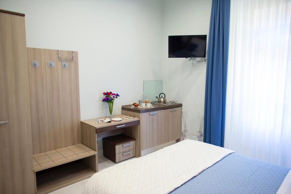TV and multimedia, Photo of the whole room