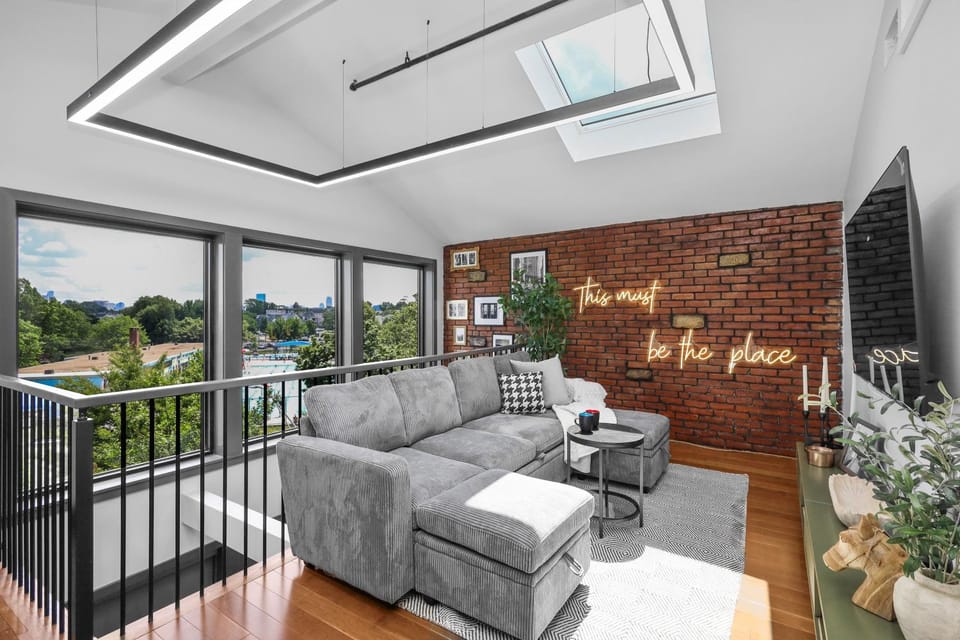 TV and multimedia, Living room, Seating area