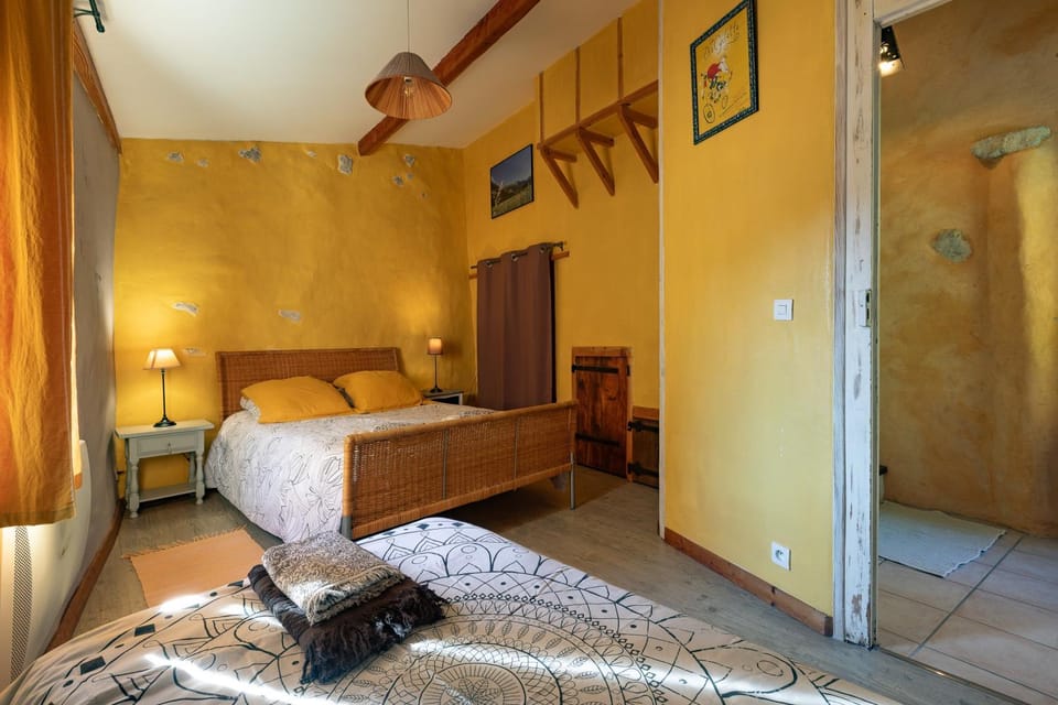 Property building, Living room, Bedroom