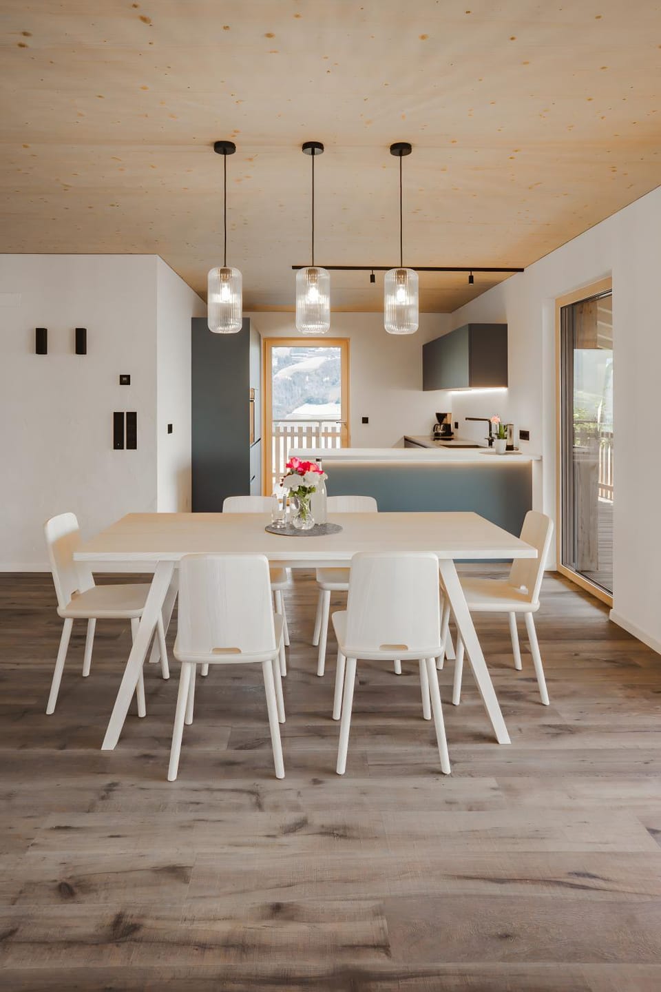 Property building, Kitchen or kitchenette, Living room