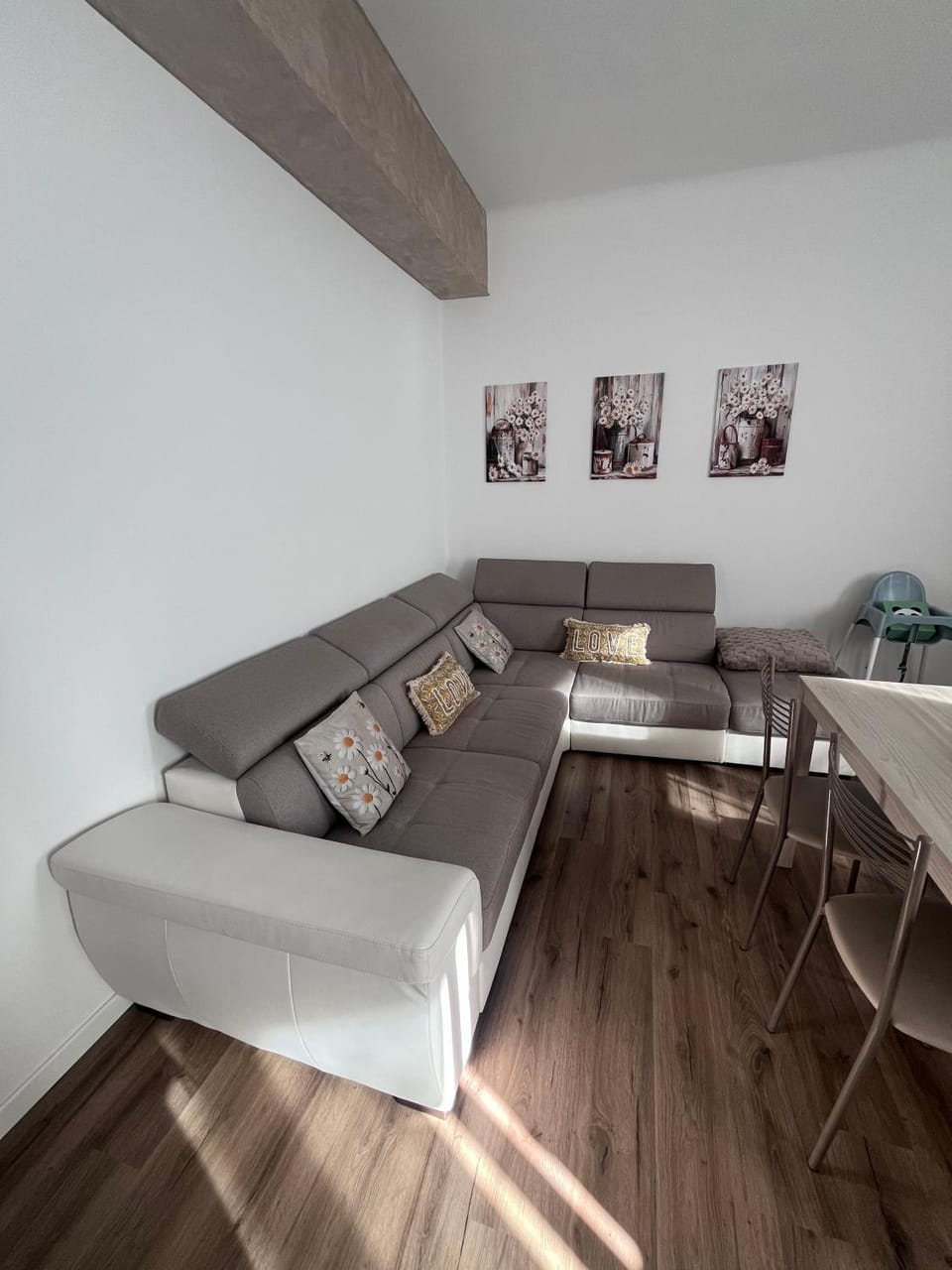 Property building, Living room