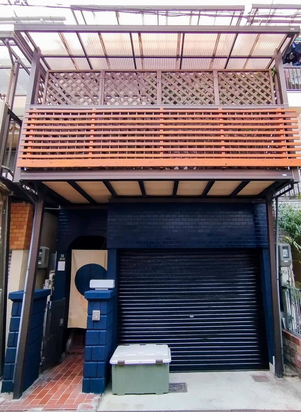 Property building, Facade/entrance