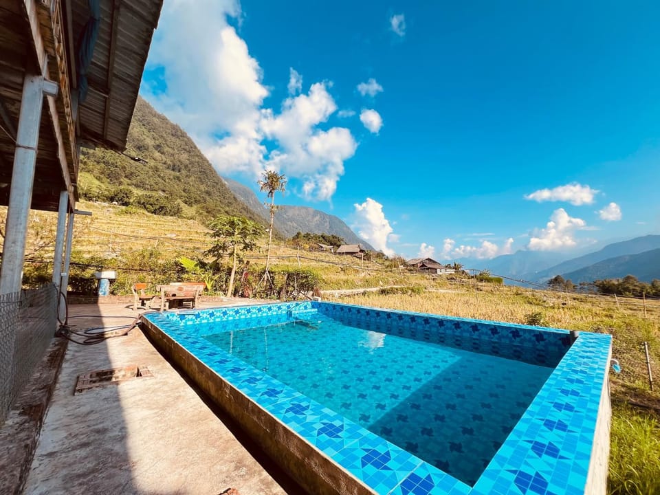 Nearby landmark, Day, Natural landscape, Mountain view, Pool view, Swimming pool