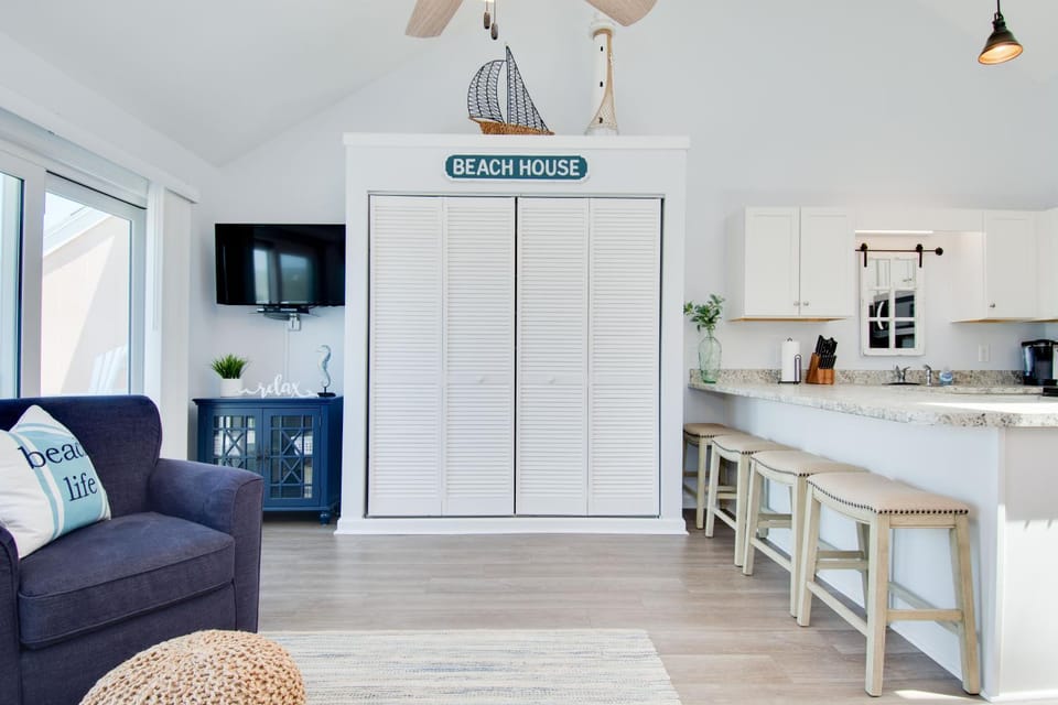 Pebble Beach I305 by Emerald Isle Realty Apartment in Emerald Isle