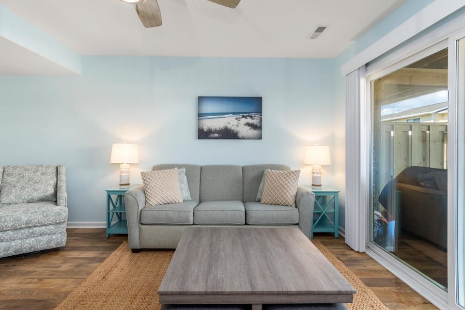 Pine Knoll Townes 126 by Emerald Isle Realty Apartment in Pine Knoll Shores