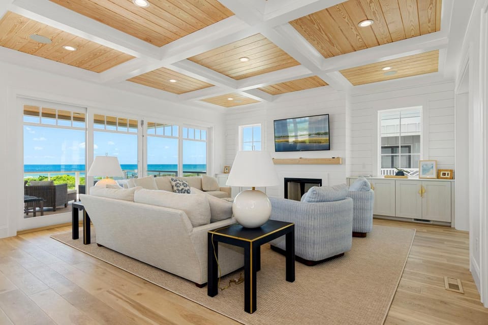 Roosevelt Oceanfront Escape by Emerald Isle Realty House in Pine Knoll Shores
