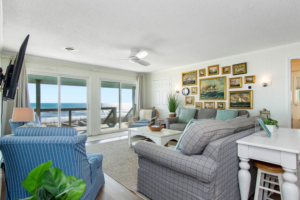 Salty Haven by Emerald Isle Realty House in Emerald Isle