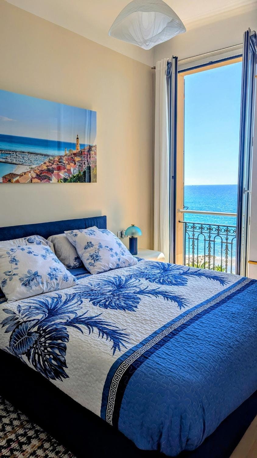 Bedroom, Sea view