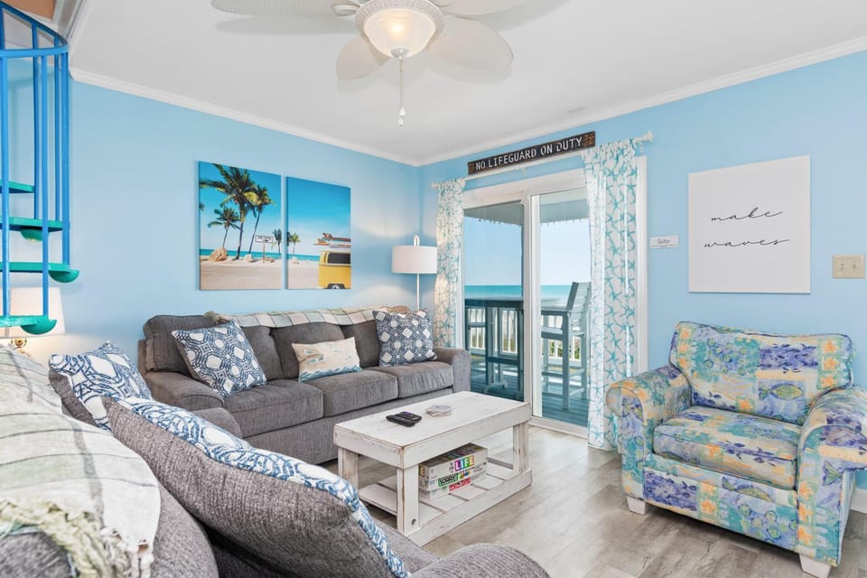 Shady Shack East by Emerald Isle Realty House in Emerald Isle
