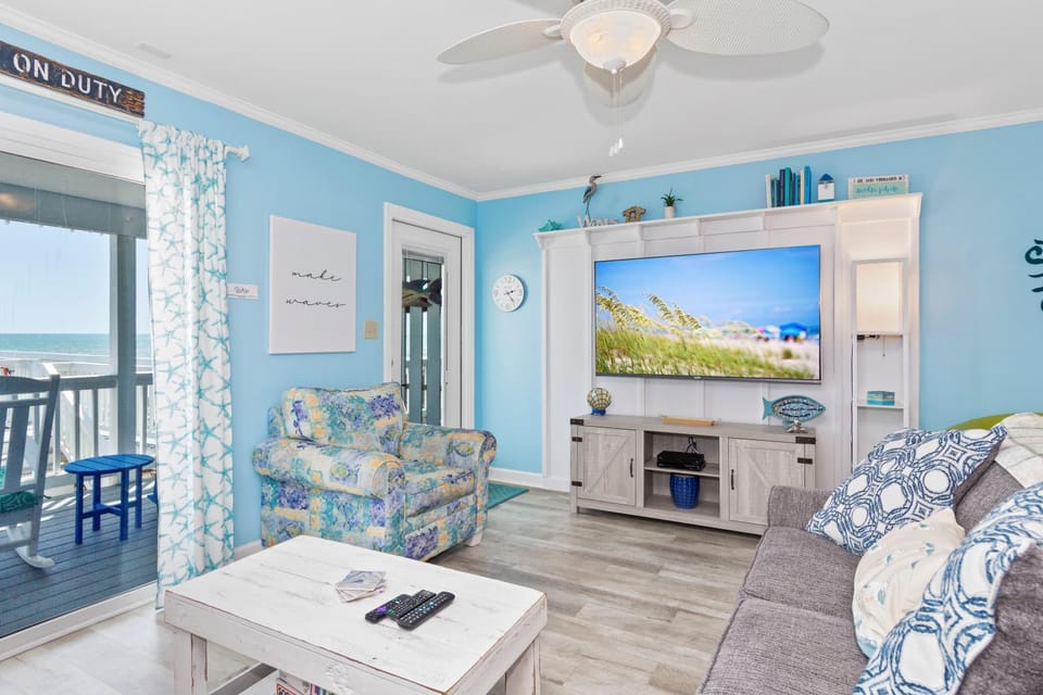 Shady Shack East by Emerald Isle Realty House in Emerald Isle