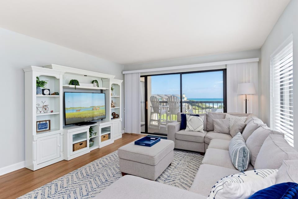 Sound of the Sea 216 W by Emerald Isle Realty Apartment in Emerald Isle