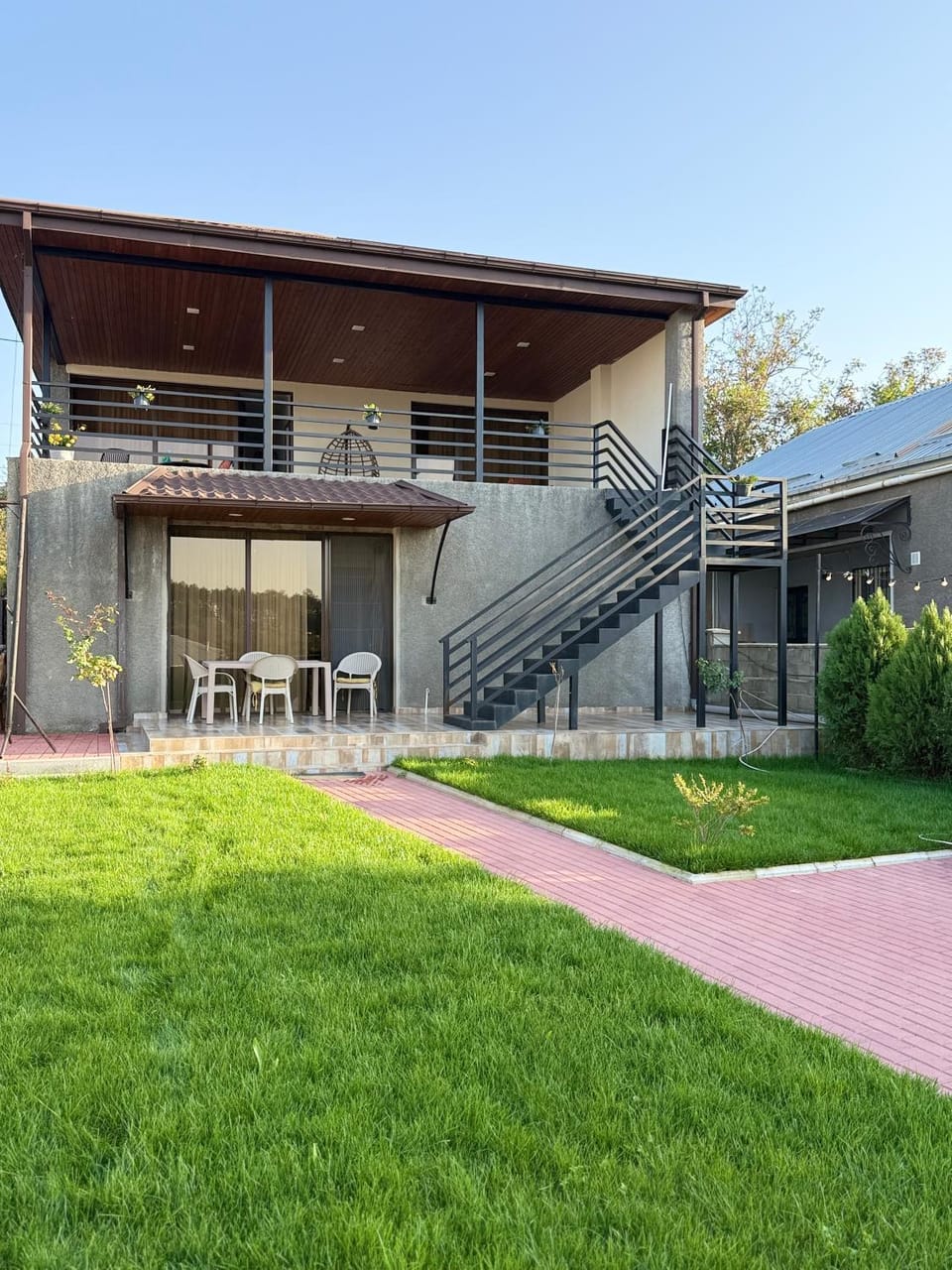 Property building, Garden, Garden view
