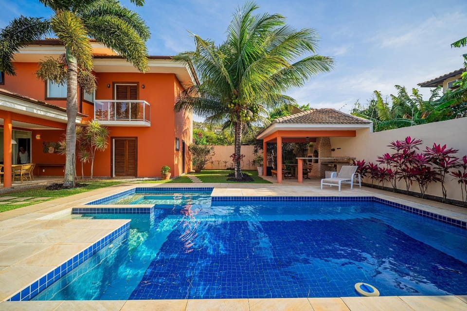 Area and facilities, Swimming pool