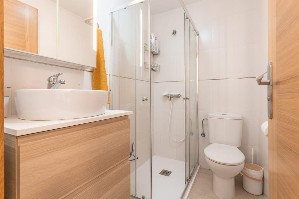Bathroom, Living room