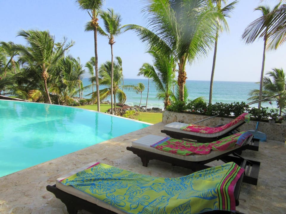 Pool view, Sea view, Swimming pool
