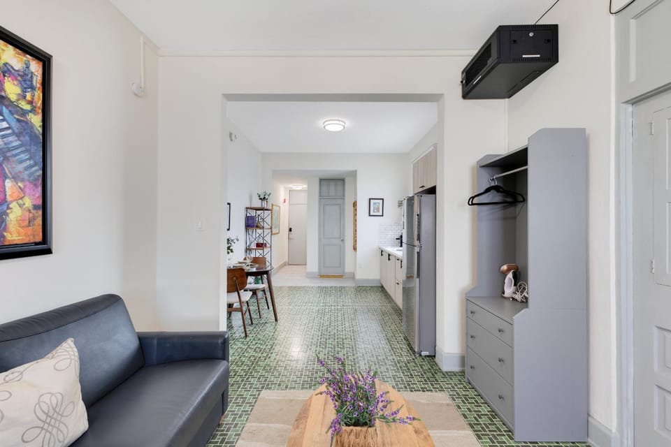 Communal lounge/ TV room, Living room